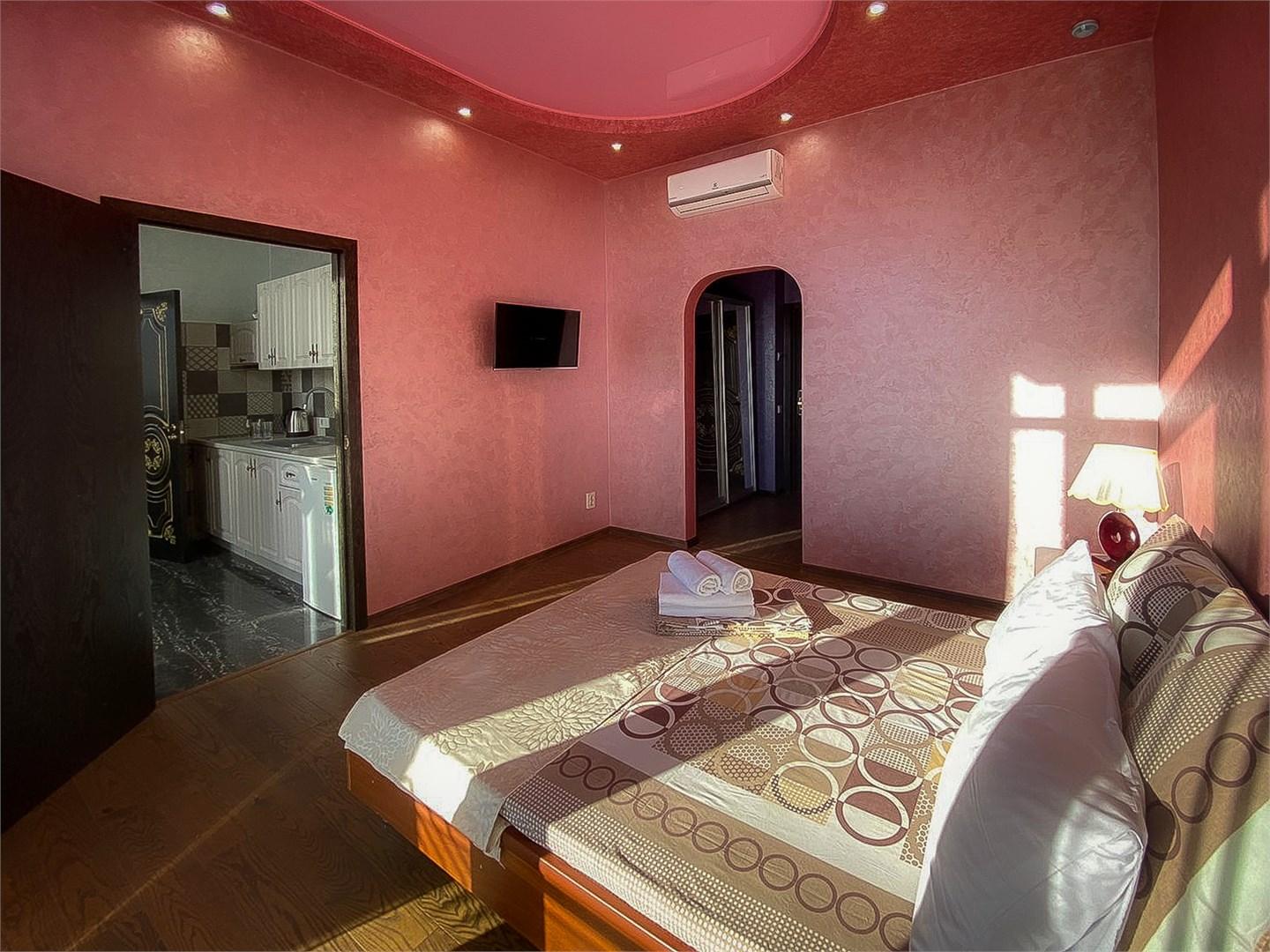 ART HOUSE HOTEL (Арт Хаус) - 11
