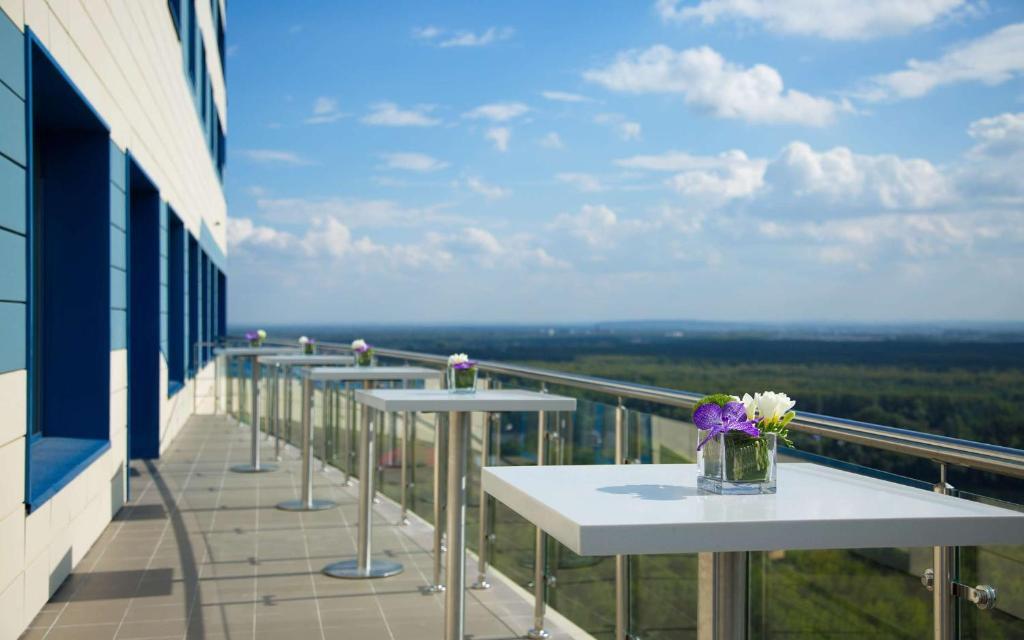 Хиллс Гарден (ex. Hilton Garden Inn Ufa Riverside) (Хиллс Гарден, бывший Хилтон Гарден Инн Уфа Риверсайд)  - 7