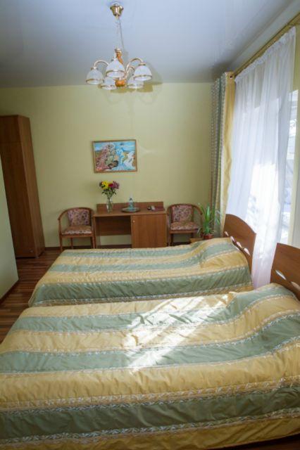 Номер стандарт с 2 односпальными кроватями