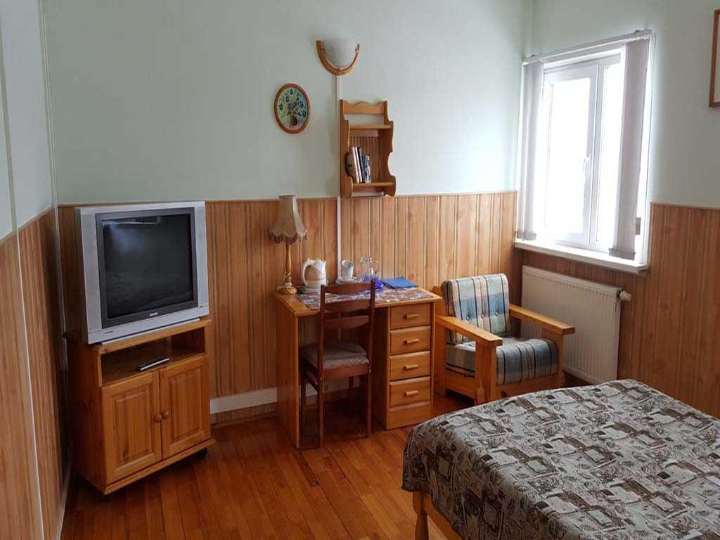 Номер стандарт с 2 двуспальными кроватями (с завтраком) 4