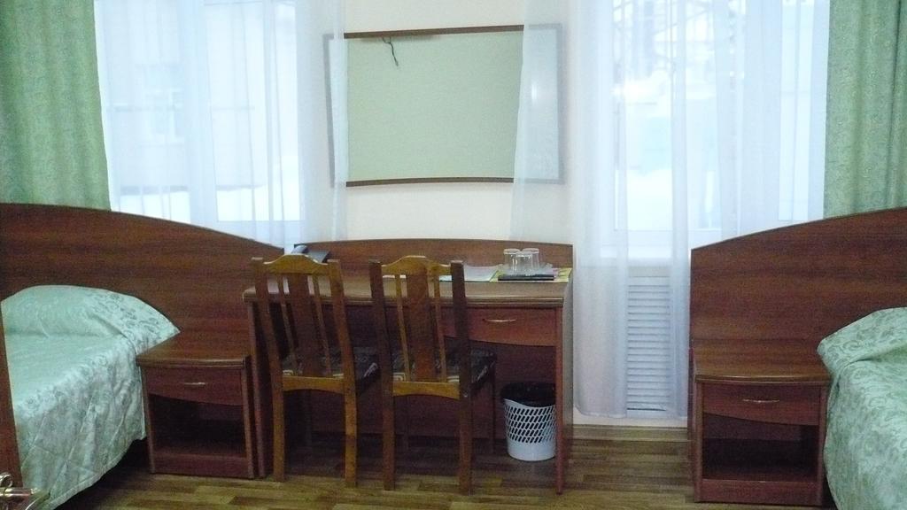 Номер эконом с 3 односпальными кроватями 3