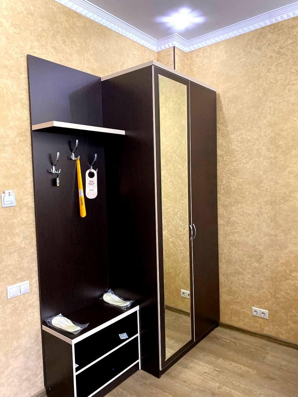 Номер стандарт с 1 двуспальной кроватью 4