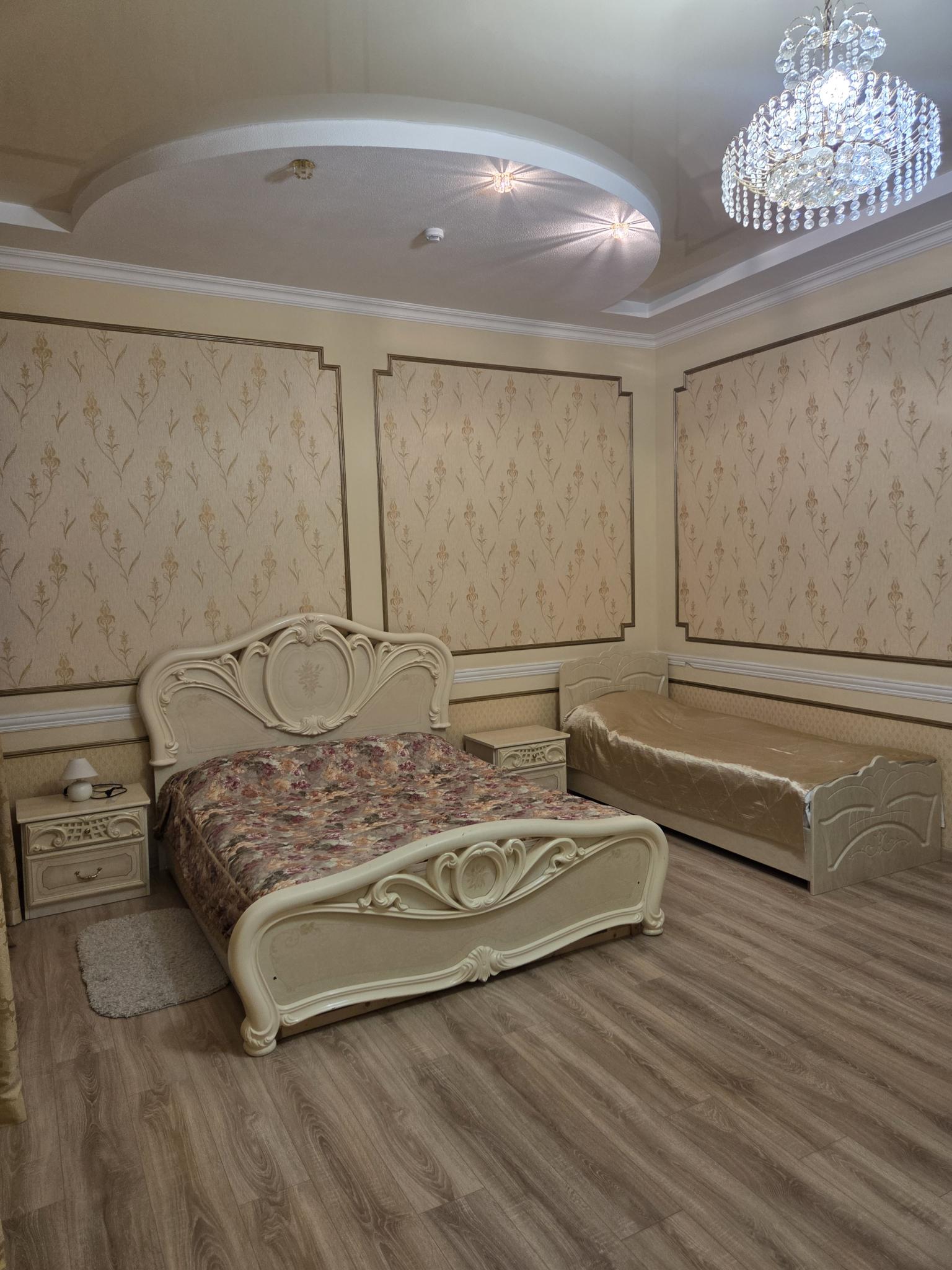 Номер стандарт семейный с 1 двуспальной кроватью