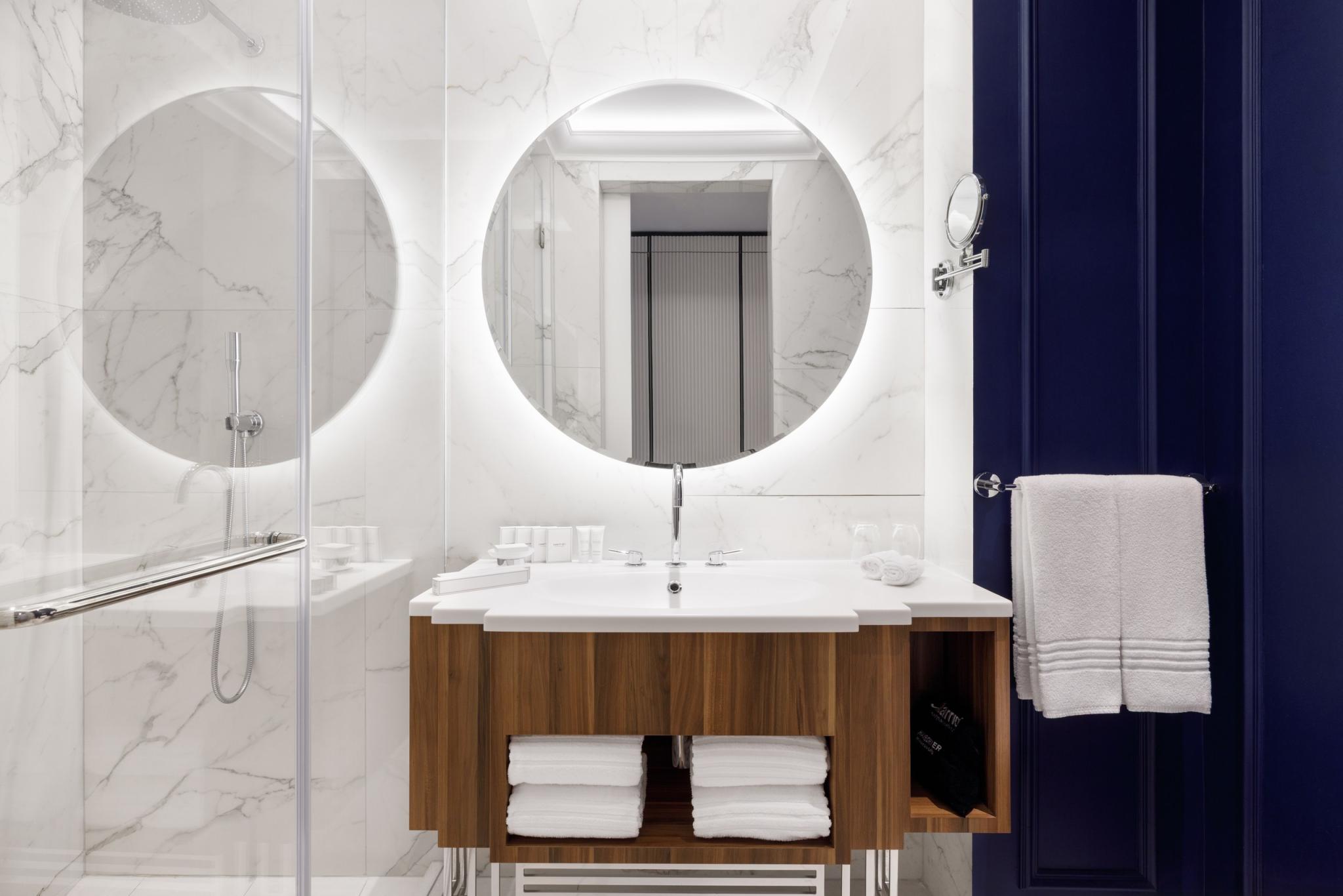 Marriott Imperial Plaza Hotel (Марриотт Империал Плаза) - 20