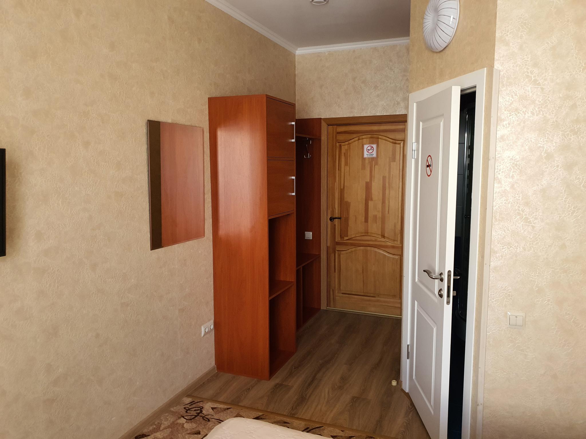 Номер стандарт №11 с 1 двуспальной кроватью 4