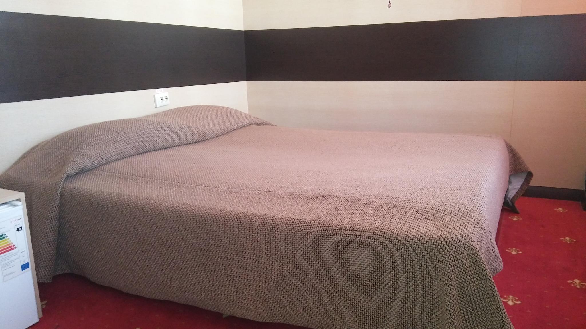 Номер комфорт с 1 двуспальной кроватью 2