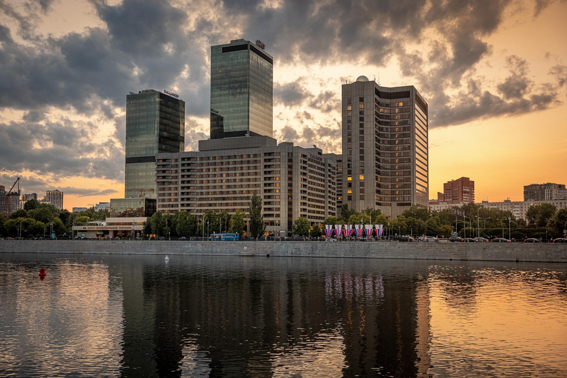 Гостиница Plaza Garden Moscow WTC (Плаза Гарден) ex. Краун Плаза Москва