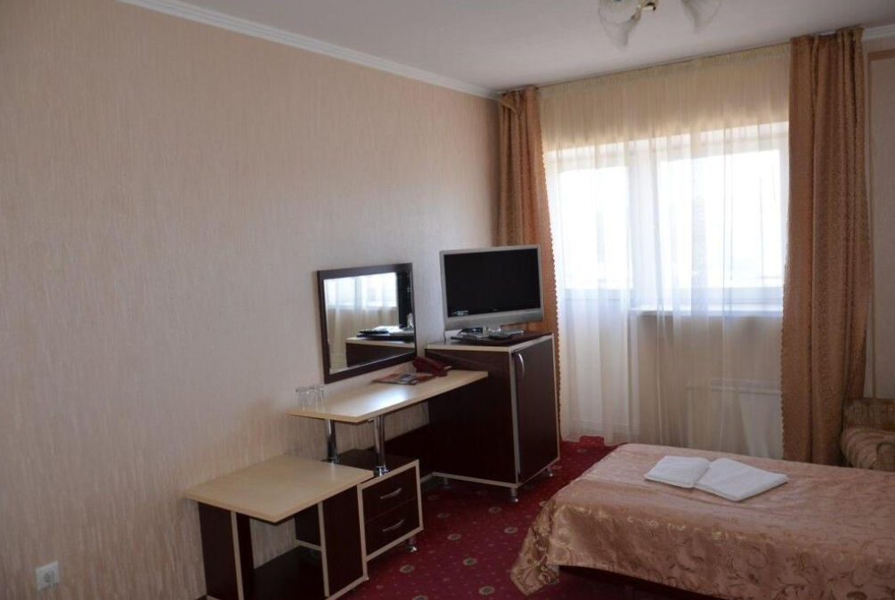 Red Hotel (Рэд Отель) - 9