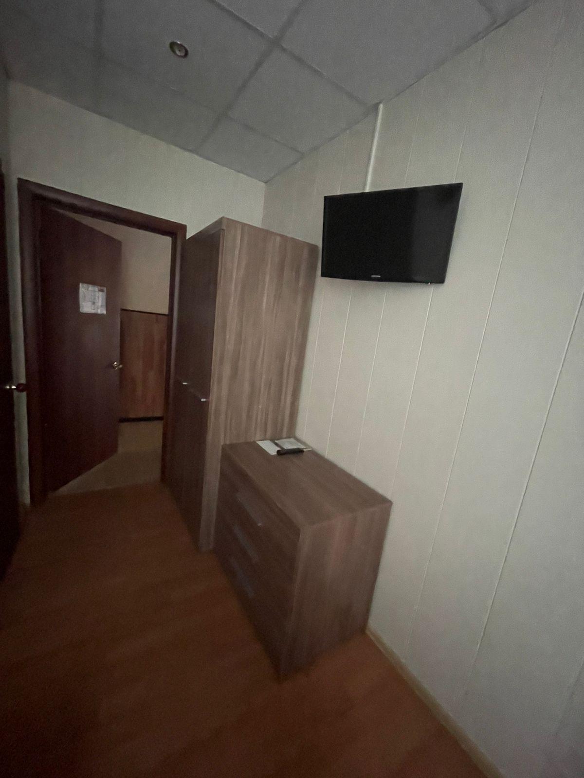 Номер стандарт с 1 односпальной кроватью 4