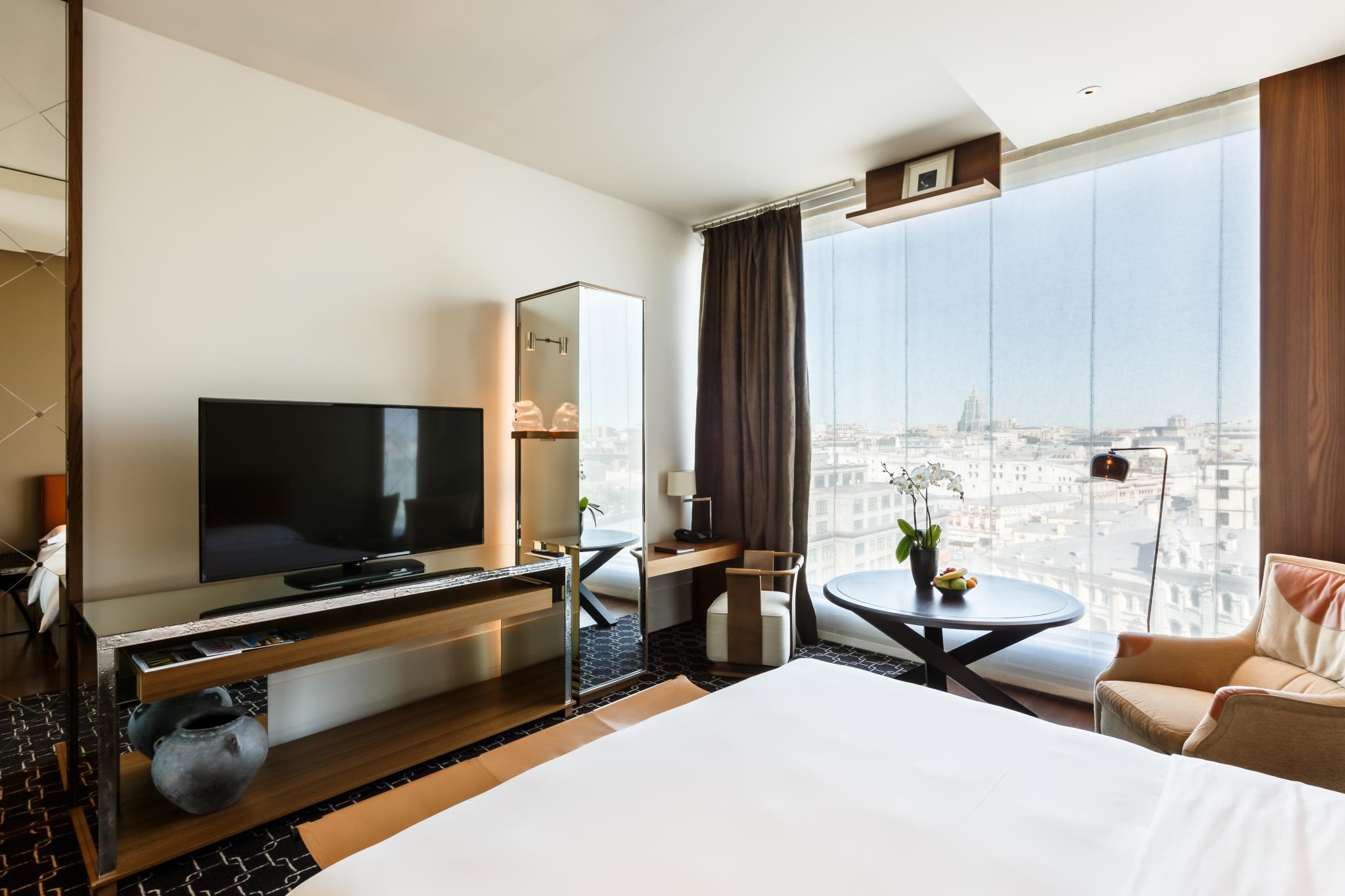 Номер King City View с 1 двуспальной кроватью 2