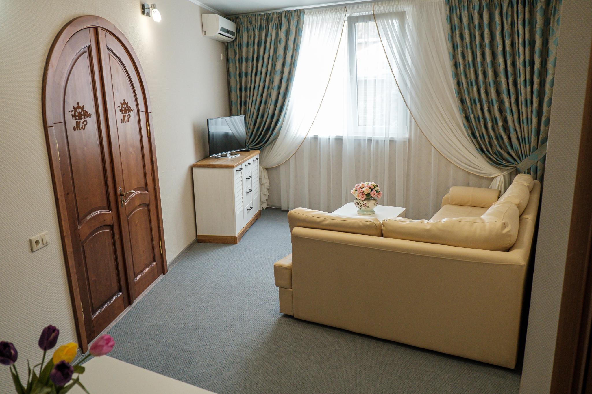 Номер Suite Senior 2-комнатный 2-местный 4