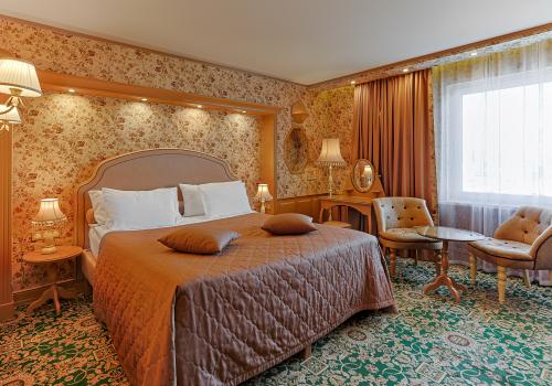 Номер улучшенный комфорт с 1 двуспальной кроватью