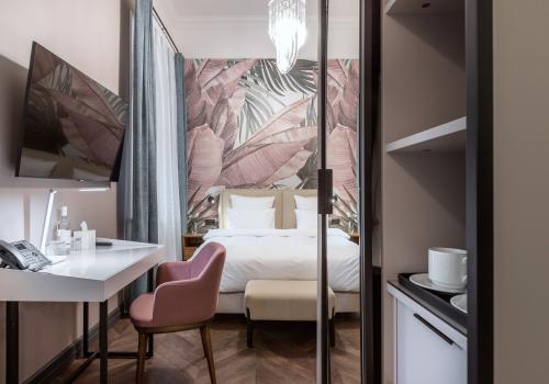 Номер улучшенный с 1 двуспальной кроватью