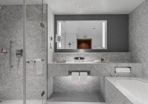 Фото Отель Hilton Saint Petersburg ExpoForum