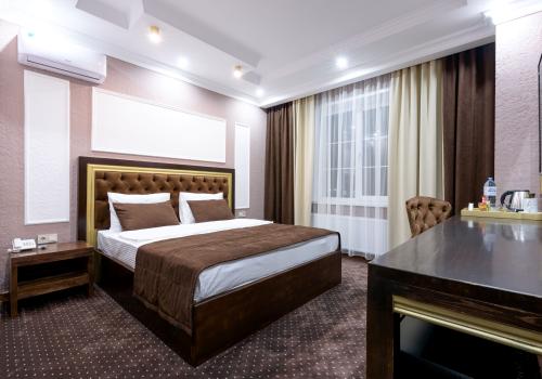 Фото Отель Париж