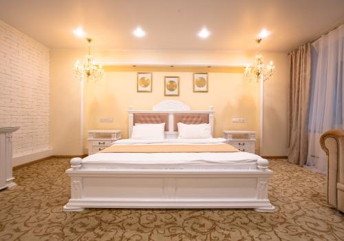 Фото Отель Ревиваль