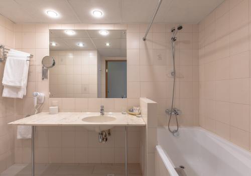 Фото Отель Ладога