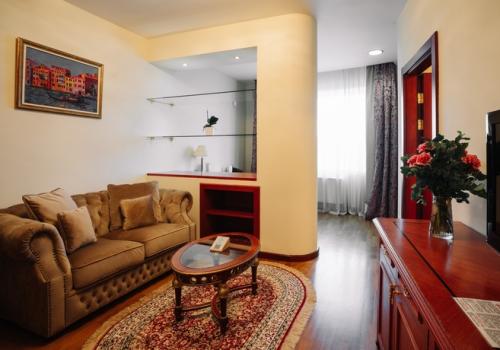 Сьют (1 корпус)