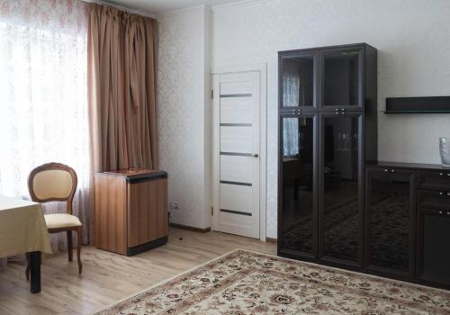 Номер люкс улучшенный с 1 двуспальной кроватью