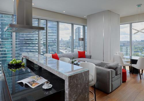 Corner Grand Apartment