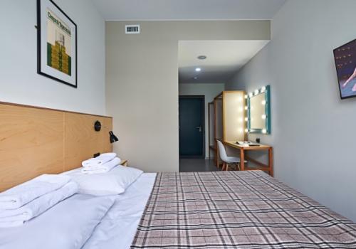 Номер стандарт с 1 двуспальной кроватью