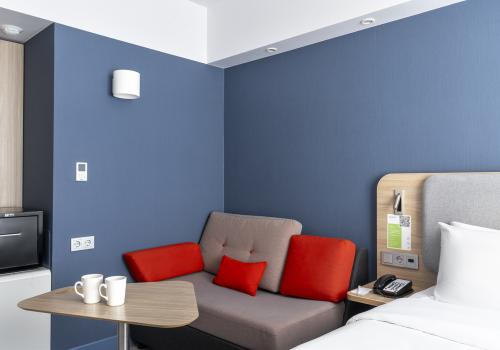 Номер комфорт с 1 двуспальной кроватью