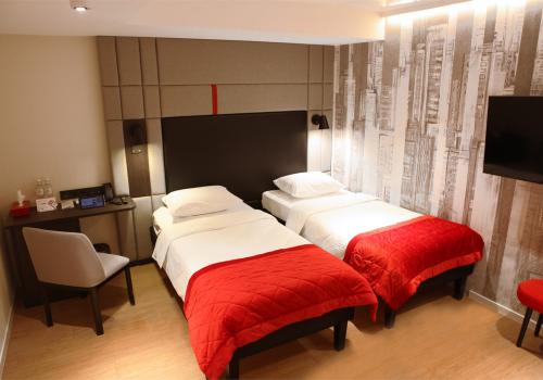 Номер улучшенный с 2 односпальными кроватями