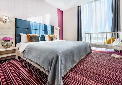 Фото Отель Golden Tulip Krasnodar