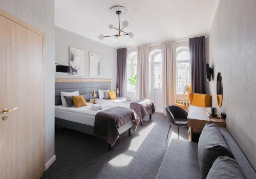 Фото Отель Lopatin Невский 100