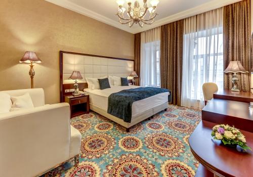 Номер делюкс с эркером