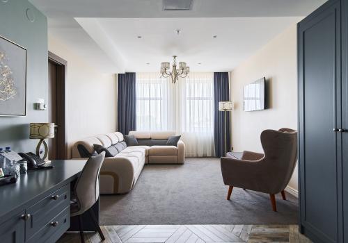 Номер люкс с 1 двуспальной кроватью