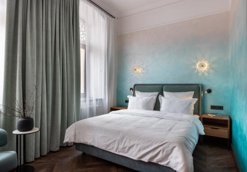 Номер стандарт с 1 двуспальной кроватью