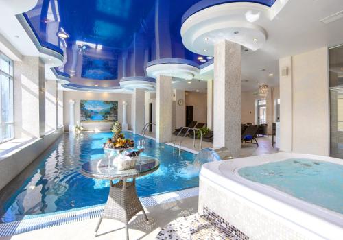 Фото Ринг Премьер Отель