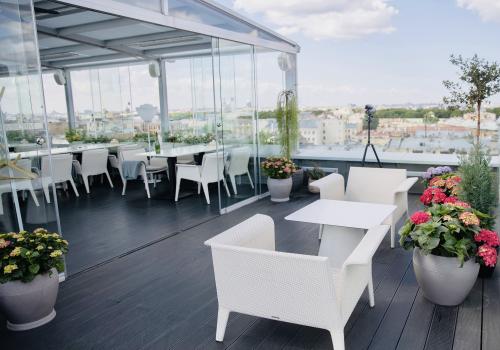 Фото Отель Indigo St. Petersburg-Tchaikovskogo