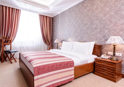 2-комнатный номер люкс с 1 двуспальной кроватью