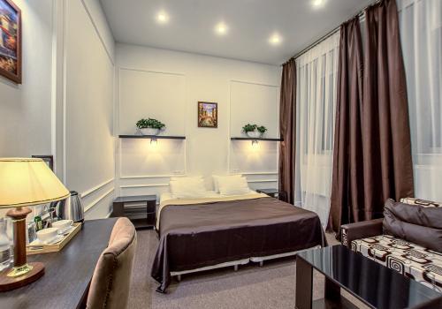 Фото Отель Ревиваль