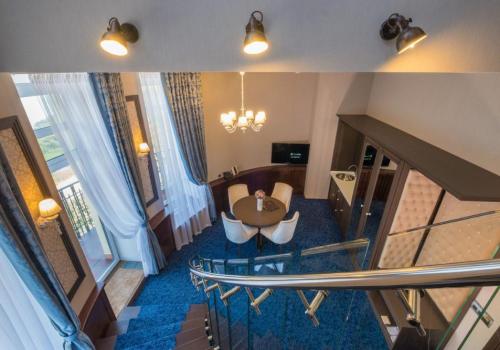 Фото Отель Томь Ривер Плаза