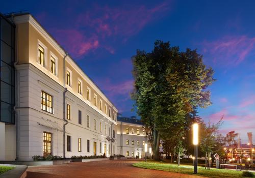 Фото The Basilian Minsk, Curio Collection by Hilton