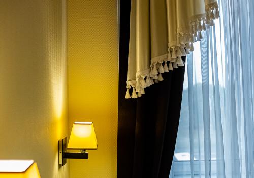 Номер люкс с 1 двуспальной кроватью