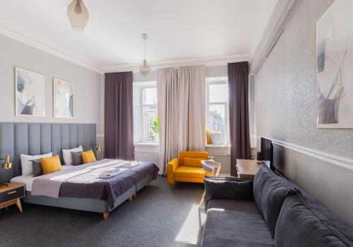 Фото Отель Lopatin Невский 100