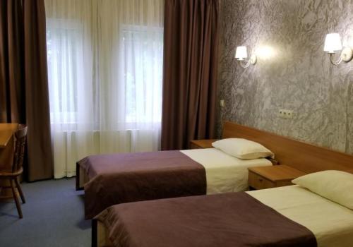 Фото Отель Четыре короны