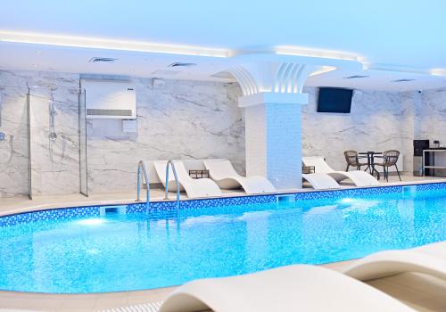 Фото Гранд-отель Мегаполис