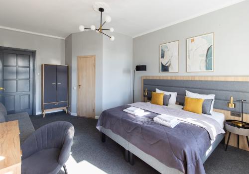 Фото Отель Lopatin Невский 100