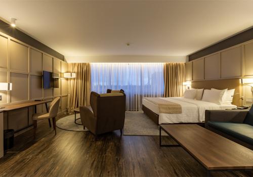 Фото Отель Holiday Inn Moscow Sokolniki (Холидей Инн Москва Сокольники)