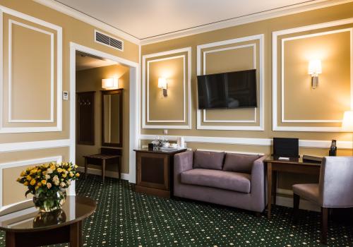 Номер люкс бизнес