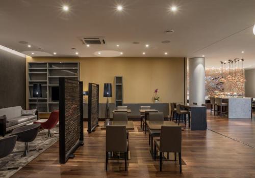 Фото Отель Hilton Saint Petersburg ExpoForum