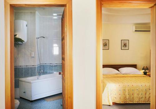 Фото Отель Экватор Лайт