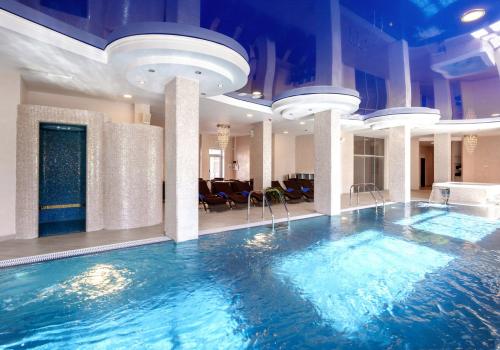 Фото Ринг Премьер Отель