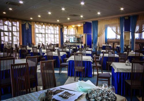 Фото Гостиничный комплекс Турист