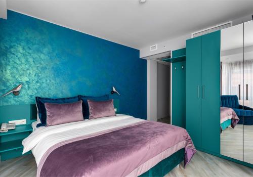 Номер улучшенный с 1 двуспальной кроватью NEW